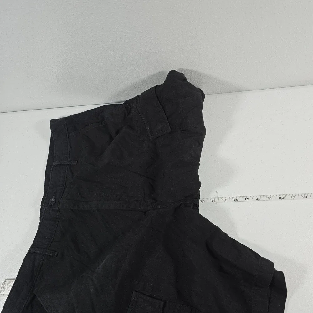 Levi Strauss & Co Mens Black Cargo Shorts Size 40‎ Cotton Utility PC9-23251-0013